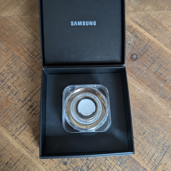 Samsung Galaxy Ring - Elegant Gold - Picture 3 of 9